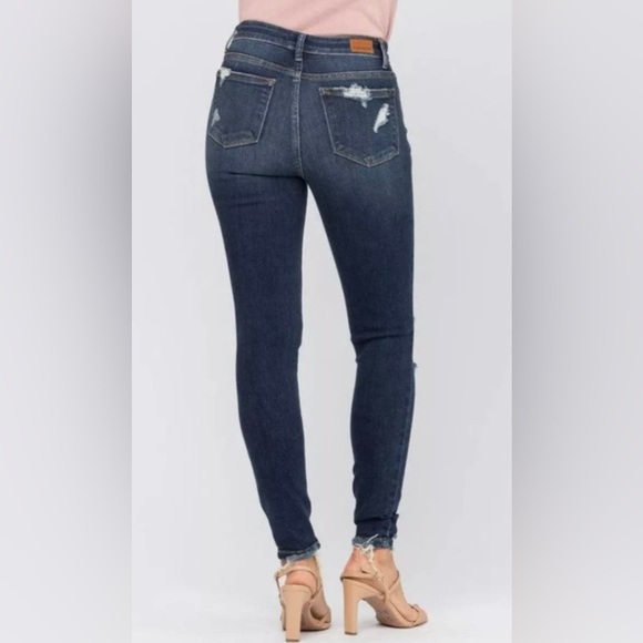 JUDY BLUE Skinny jeans - Picture 2 of 16